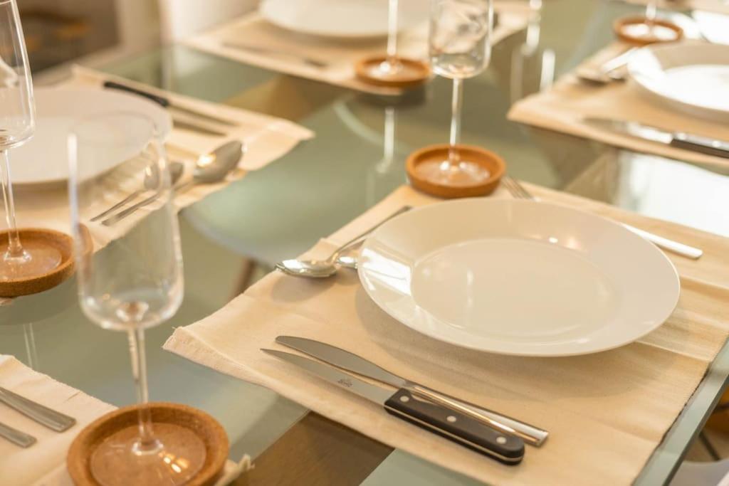 The Wellness Lodge- Gym, Table Tennis, Cinema, Parking And More! Bath Dış mekan fotoğraf