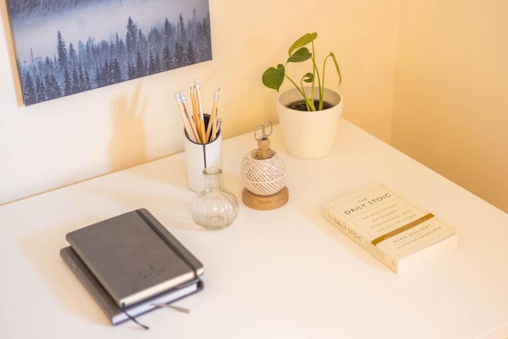 The Wellness Lodge- Gym, Table Tennis, Cinema, Parking And More! Bath Dış mekan fotoğraf